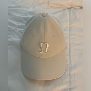 Lululemon hat